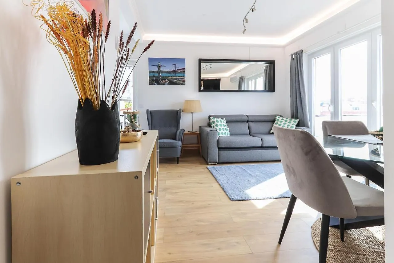 Apartment 66 With Parking Place Lisbon