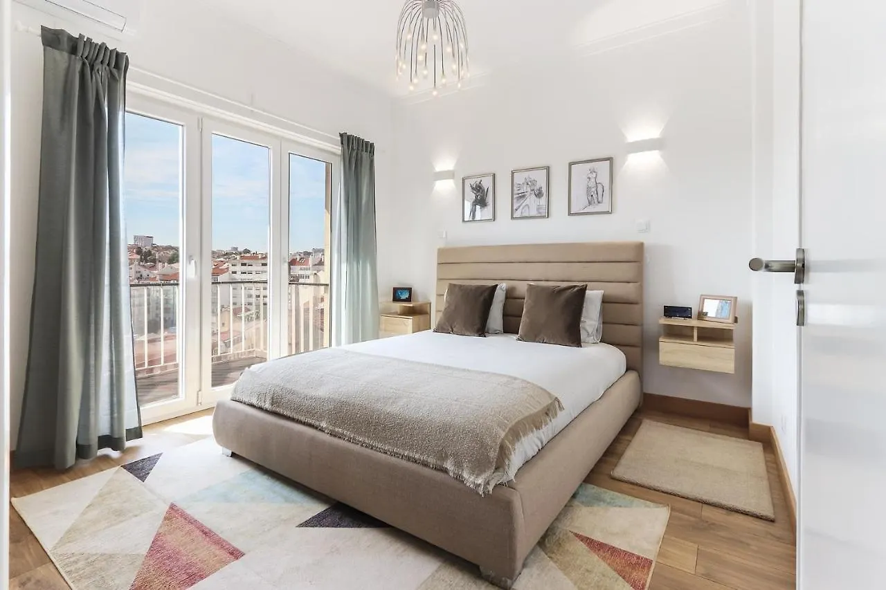 Apartment 66 With Parking Place Lisbon Portugal
