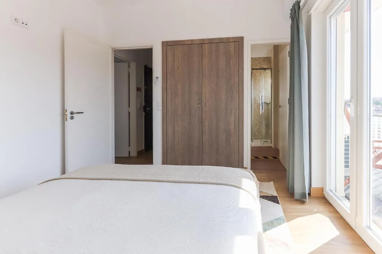 Apartment 66 With Parking Place Lisbon 0*,